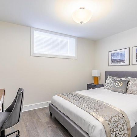 Luxury Rideau Apartments By Globalstay スミスス・フォールズ エクステリア 写真
