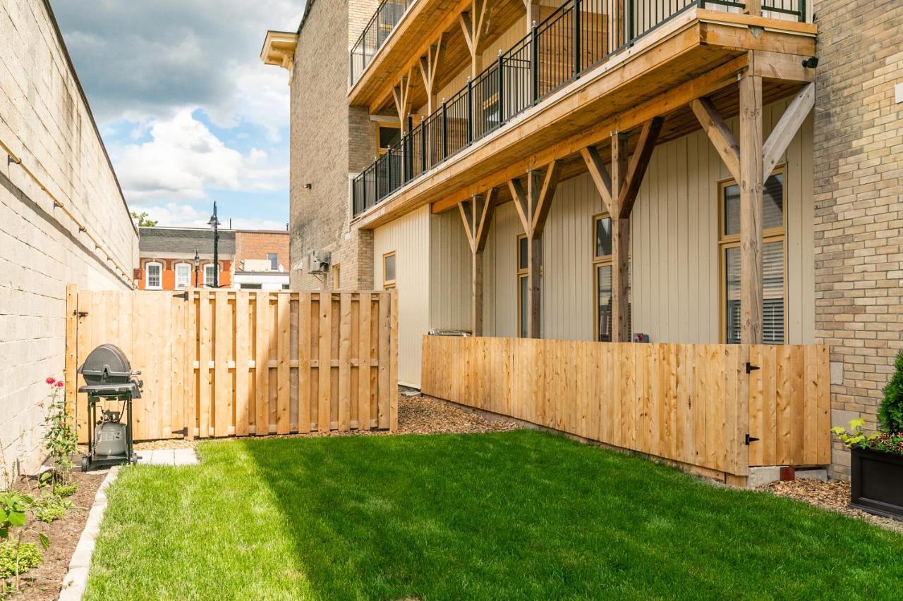 Luxury Rideau Apartments By Globalstay スミスス・フォールズ エクステリア 写真