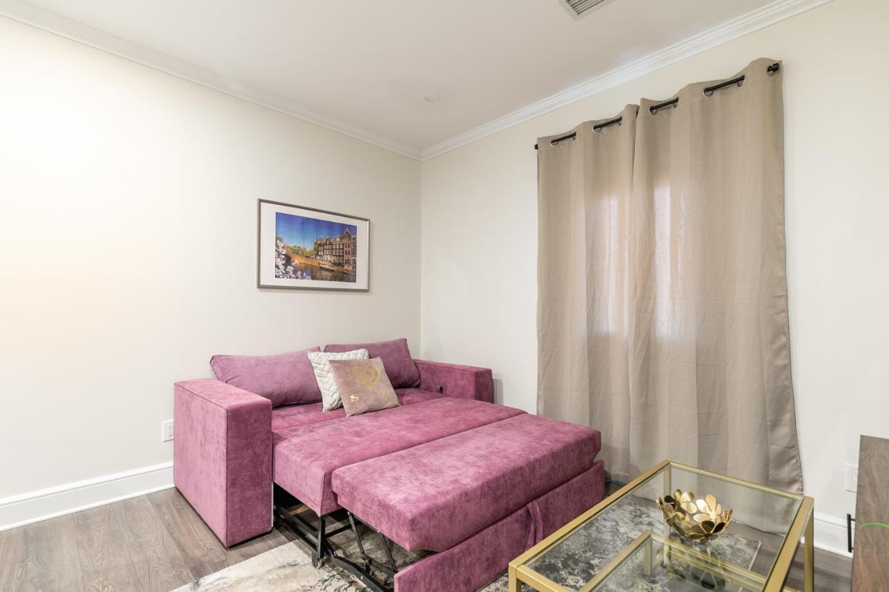 Luxury Rideau Apartments By Globalstay スミスス・フォールズ エクステリア 写真