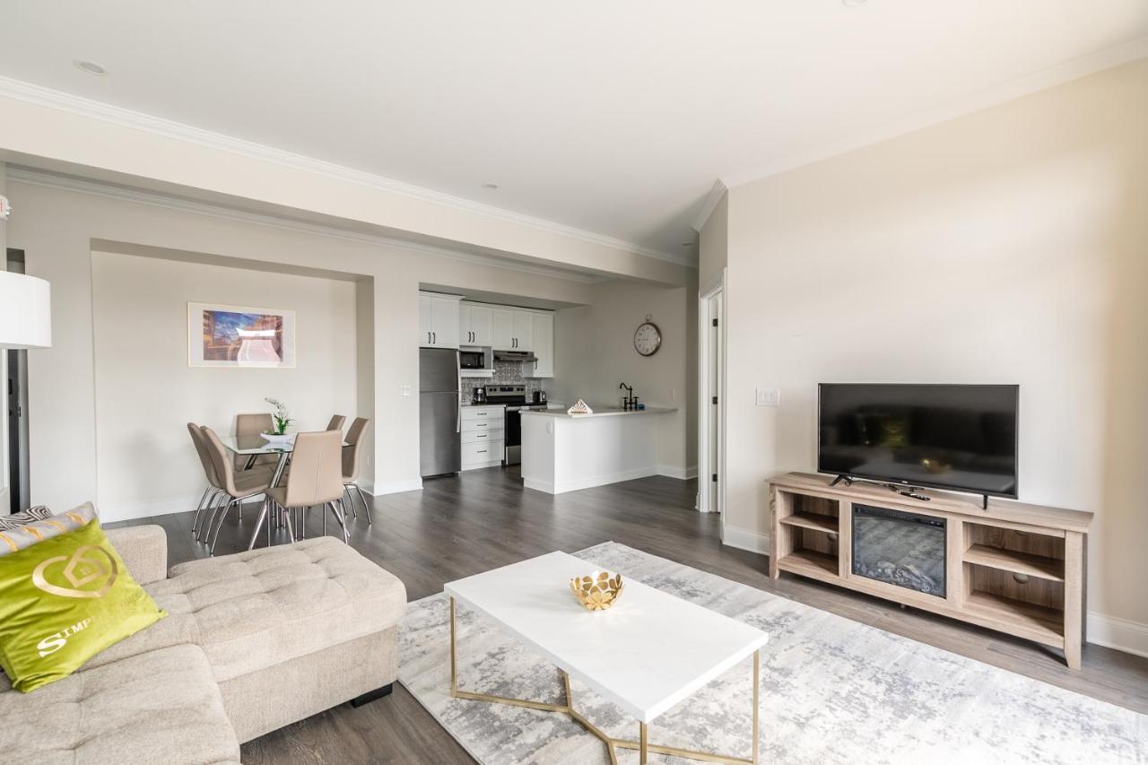 Luxury Rideau Apartments By Globalstay スミスス・フォールズ エクステリア 写真
