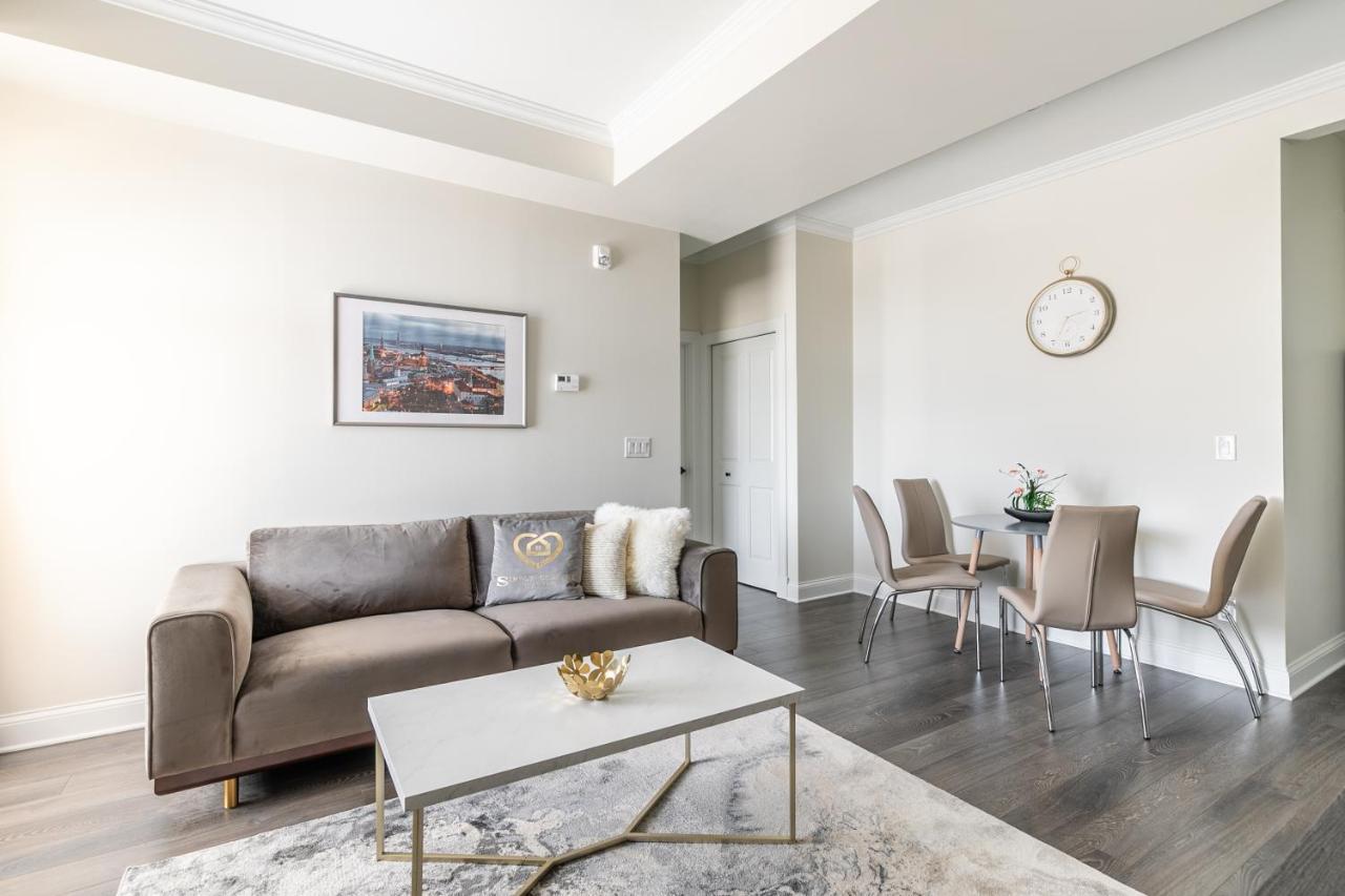 Luxury Rideau Apartments By Globalstay スミスス・フォールズ エクステリア 写真