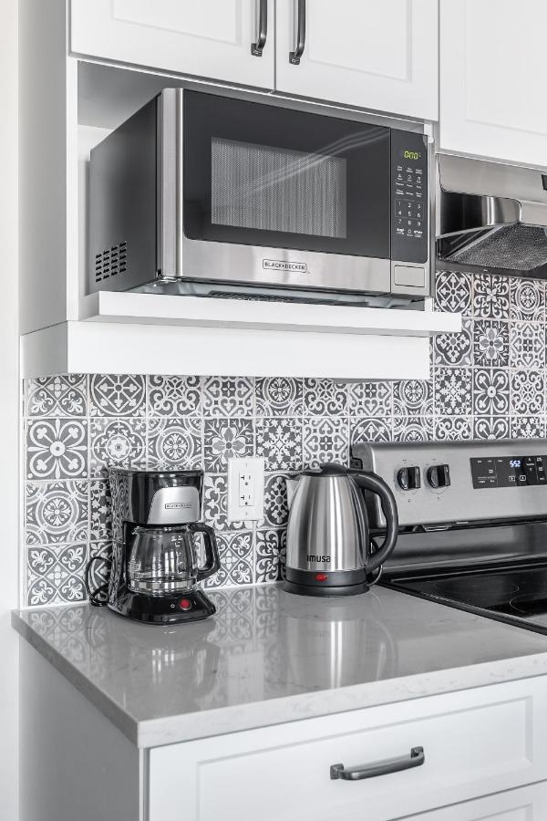 Luxury Rideau Apartments By Globalstay スミスス・フォールズ エクステリア 写真