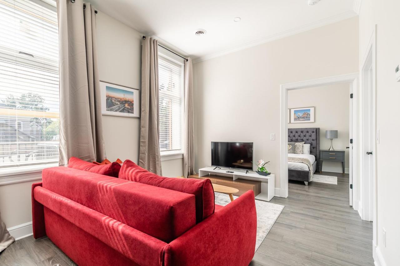 Luxury Rideau Apartments By Globalstay スミスス・フォールズ エクステリア 写真