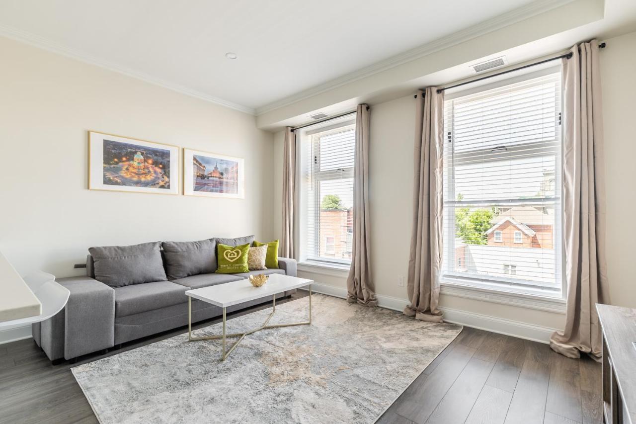 Luxury Rideau Apartments By Globalstay スミスス・フォールズ エクステリア 写真