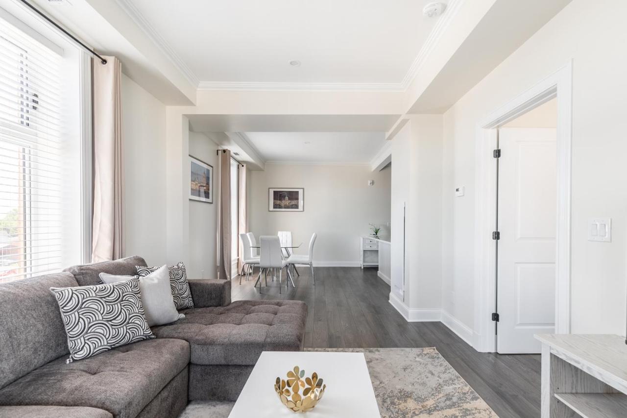 Luxury Rideau Apartments By Globalstay スミスス・フォールズ エクステリア 写真